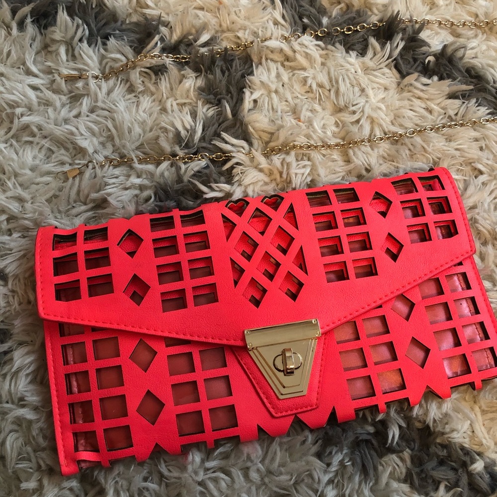 New-  clutch/crossbody purse, bright pink and gold